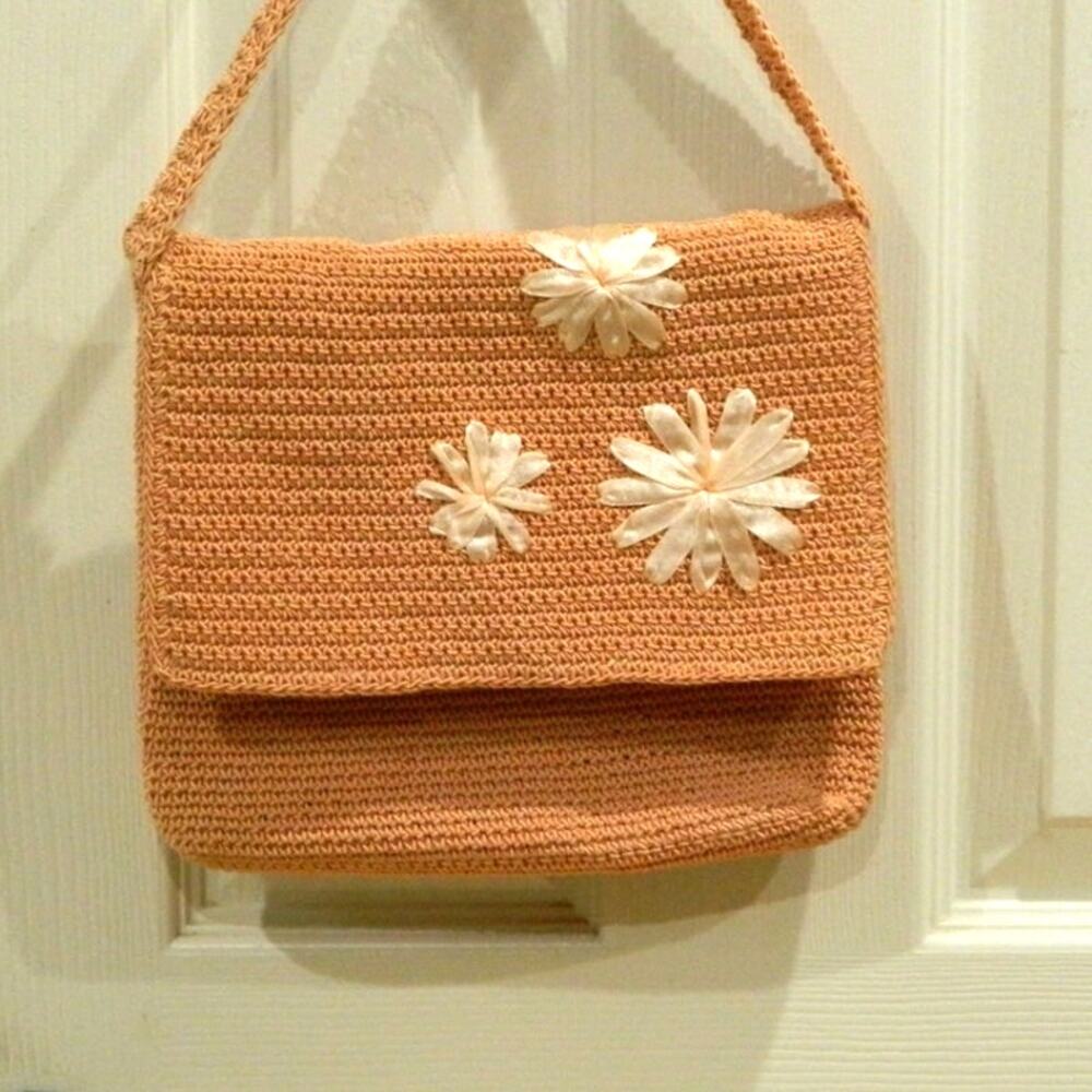 Carlo D Sant Crochet Pink Daisy Shoulder Purse Handbag